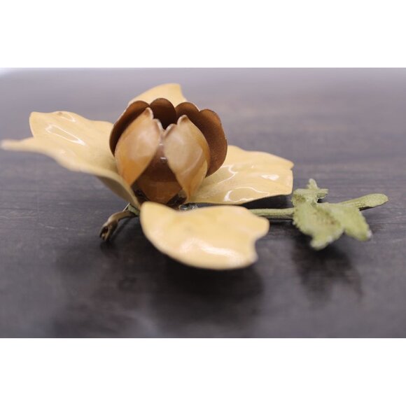 Vintage Enamel Yellow Flower Brooch Pin With Green Stem Large Petals 1970s 3x3" - Picture 6 of 9